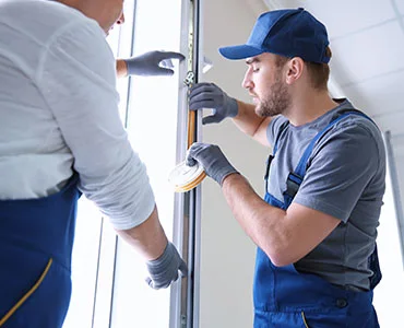 glass repair experts in Southeast Edmonton